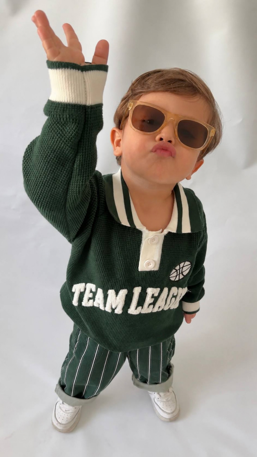 Team League Striped Pants Set