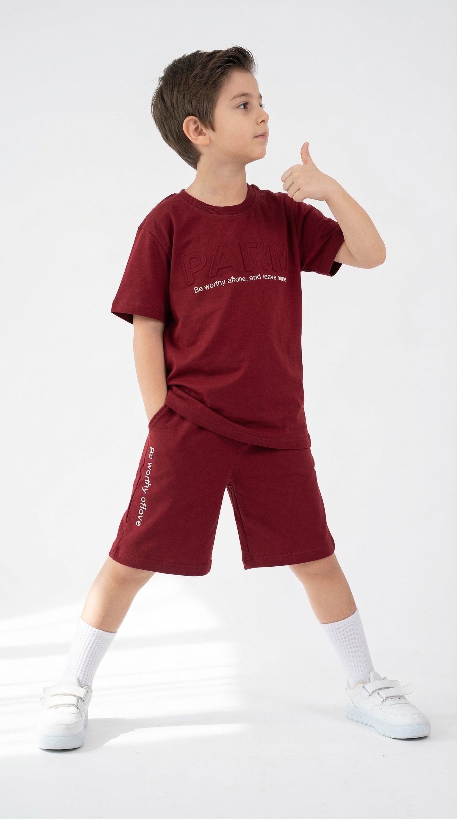Kocak Kids Bold Move Set for children, includes colorful clothing pieces displayed on a studio background.