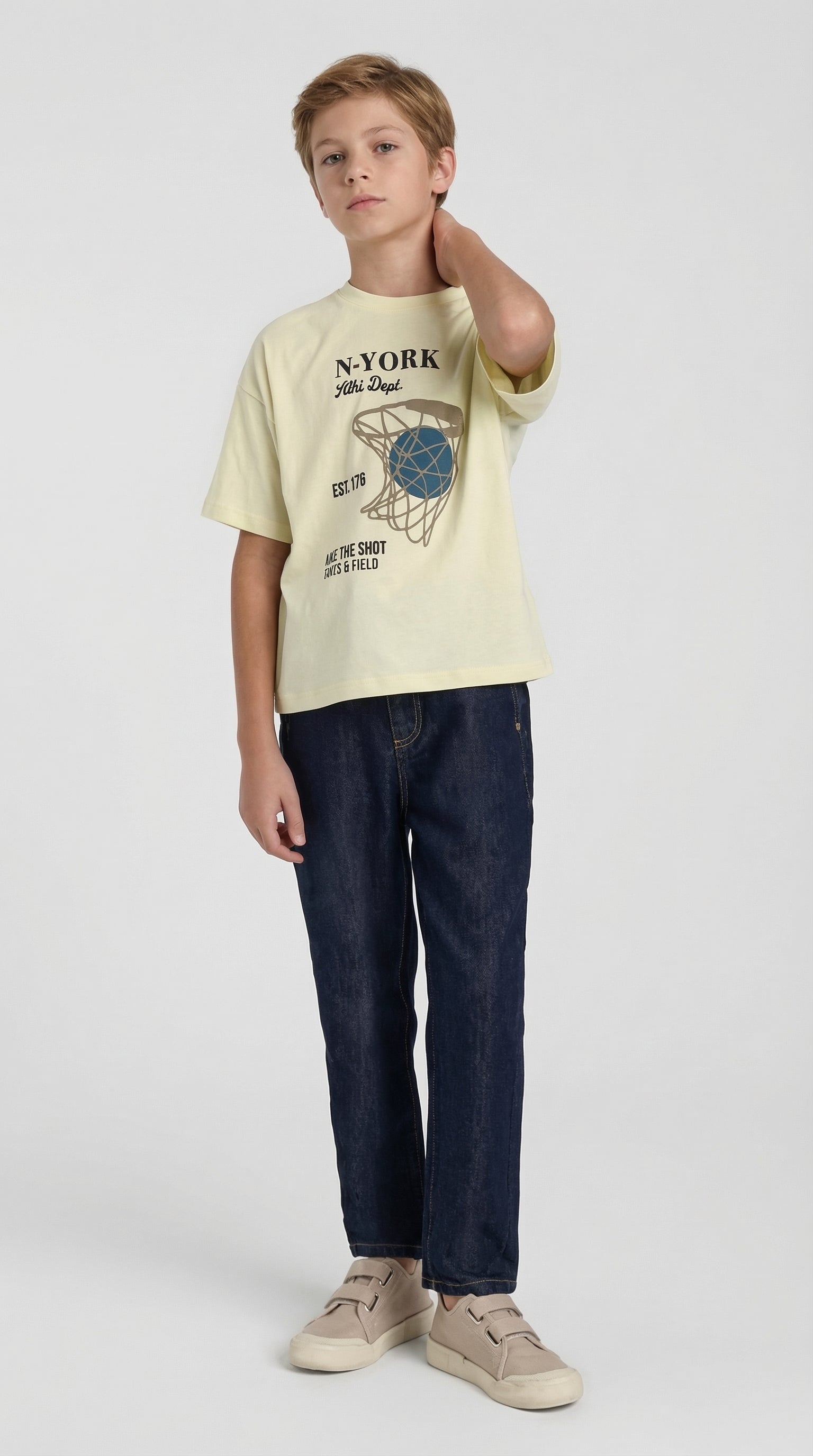 Children's NY T-shirt and denim set by Escable Kids, featuring a stylish T-shirt paired with classic denim jeans.